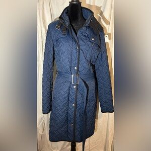 Cole Haan navy quilted light weight jacket. Size medium